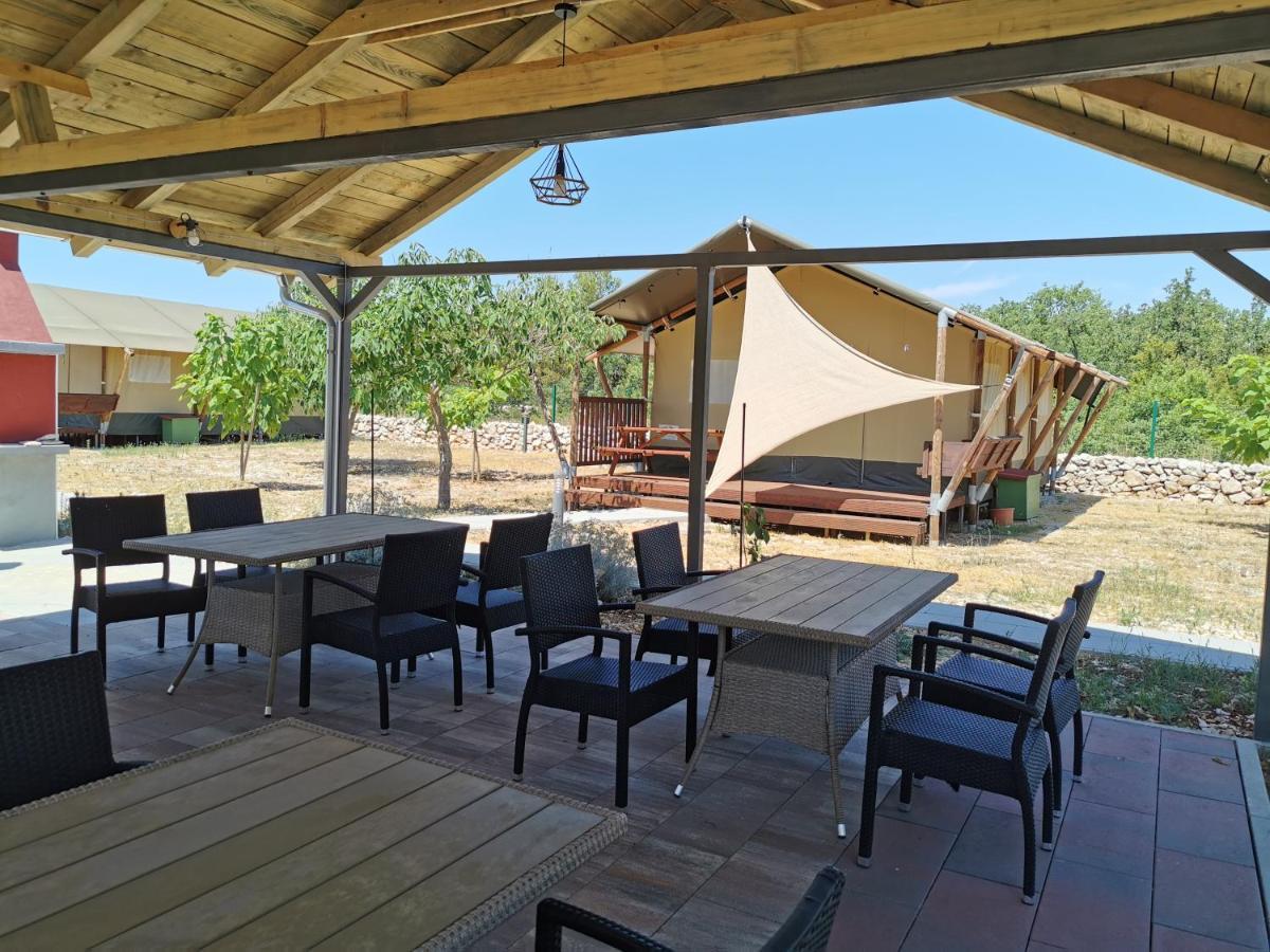 Grande Glamping With Pool Hotel Biograd Na Moru Exterior foto